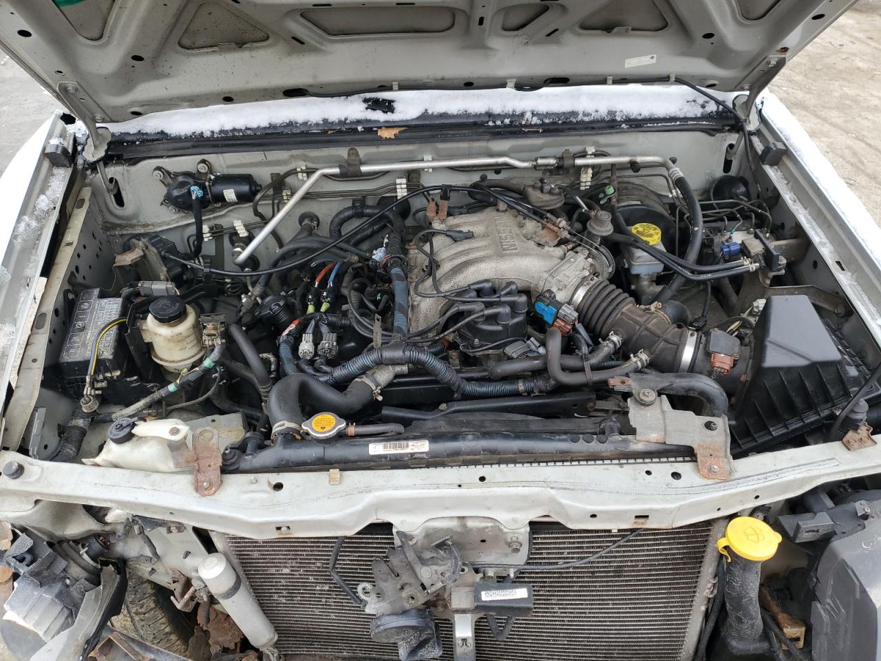 2004 Nissan XTerra - Image 12