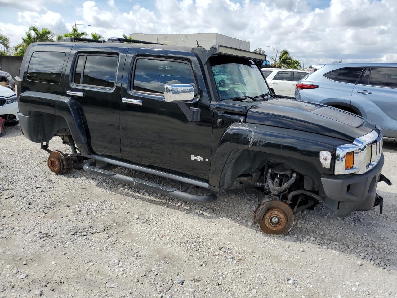 2006 Hummer H3 - Image 4