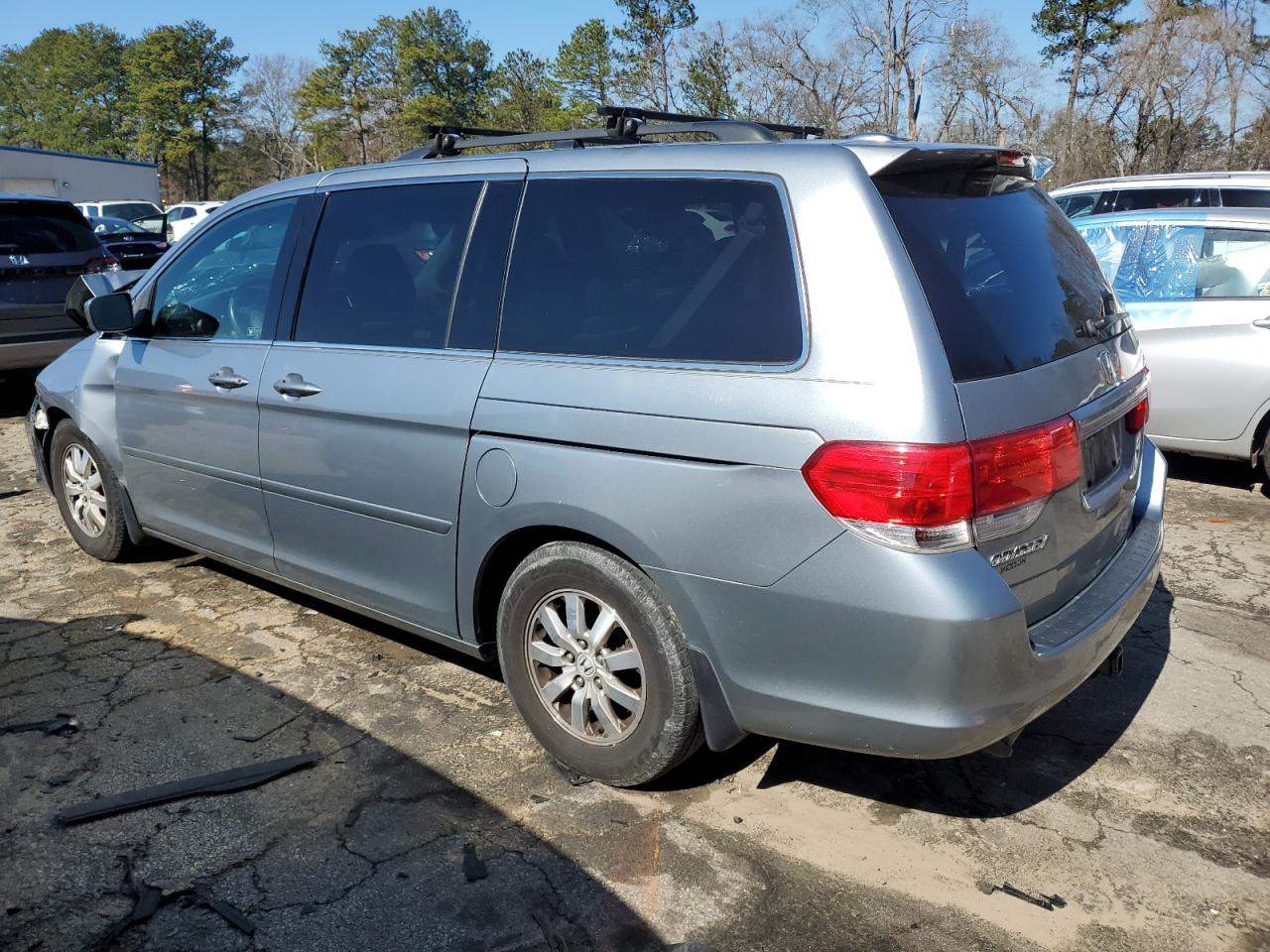 2008 Honda Odyssey - Image 2
