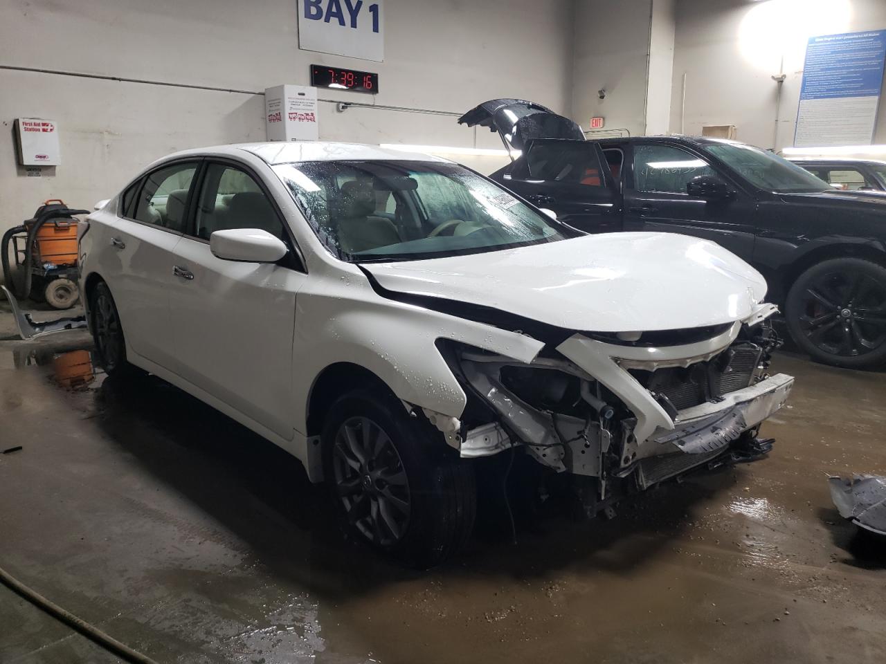 2015 Nissan Altima - Image 4