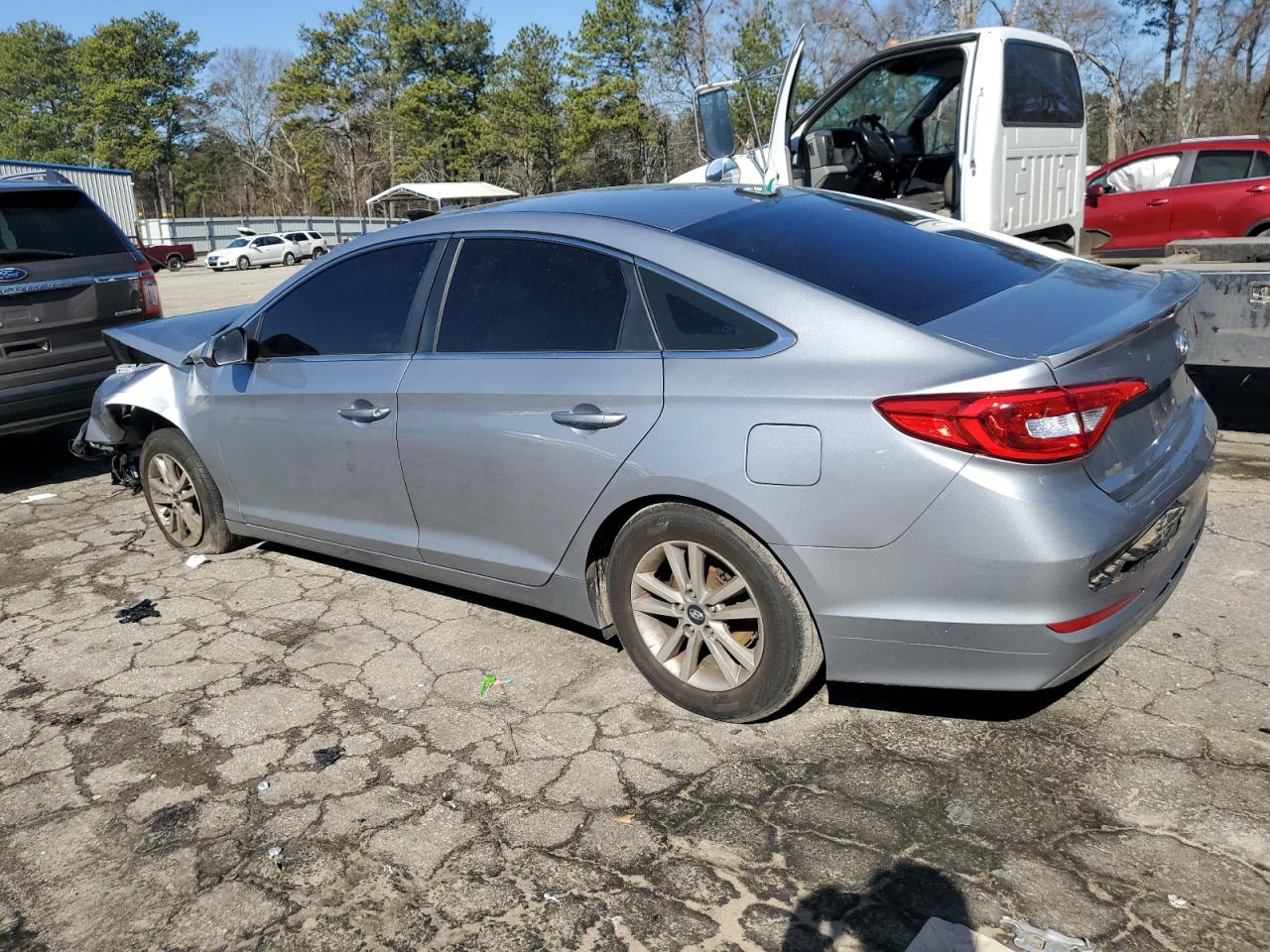 2015 Hyundai Sonata - Image 2