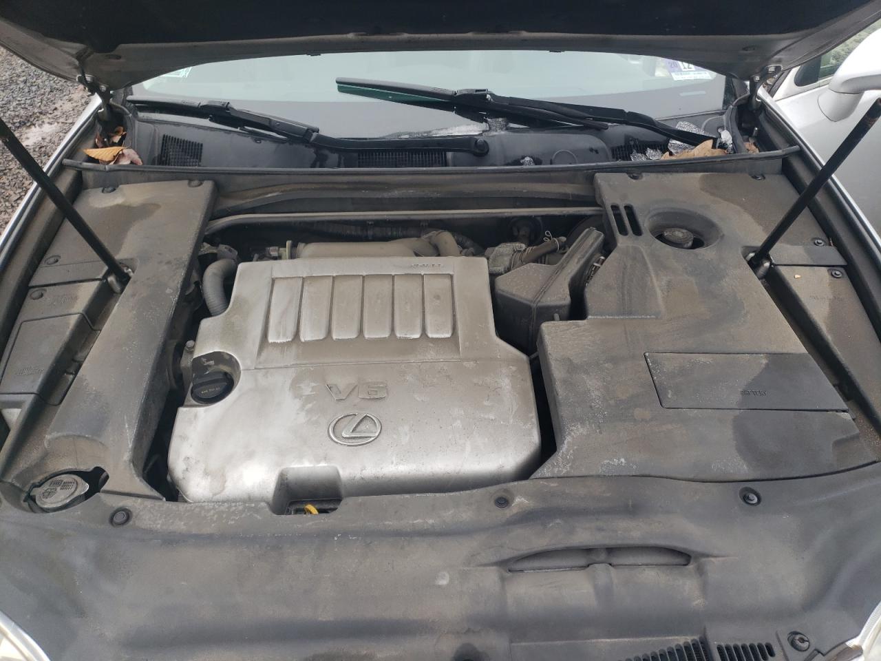 2012 Lexus ES - Image 11