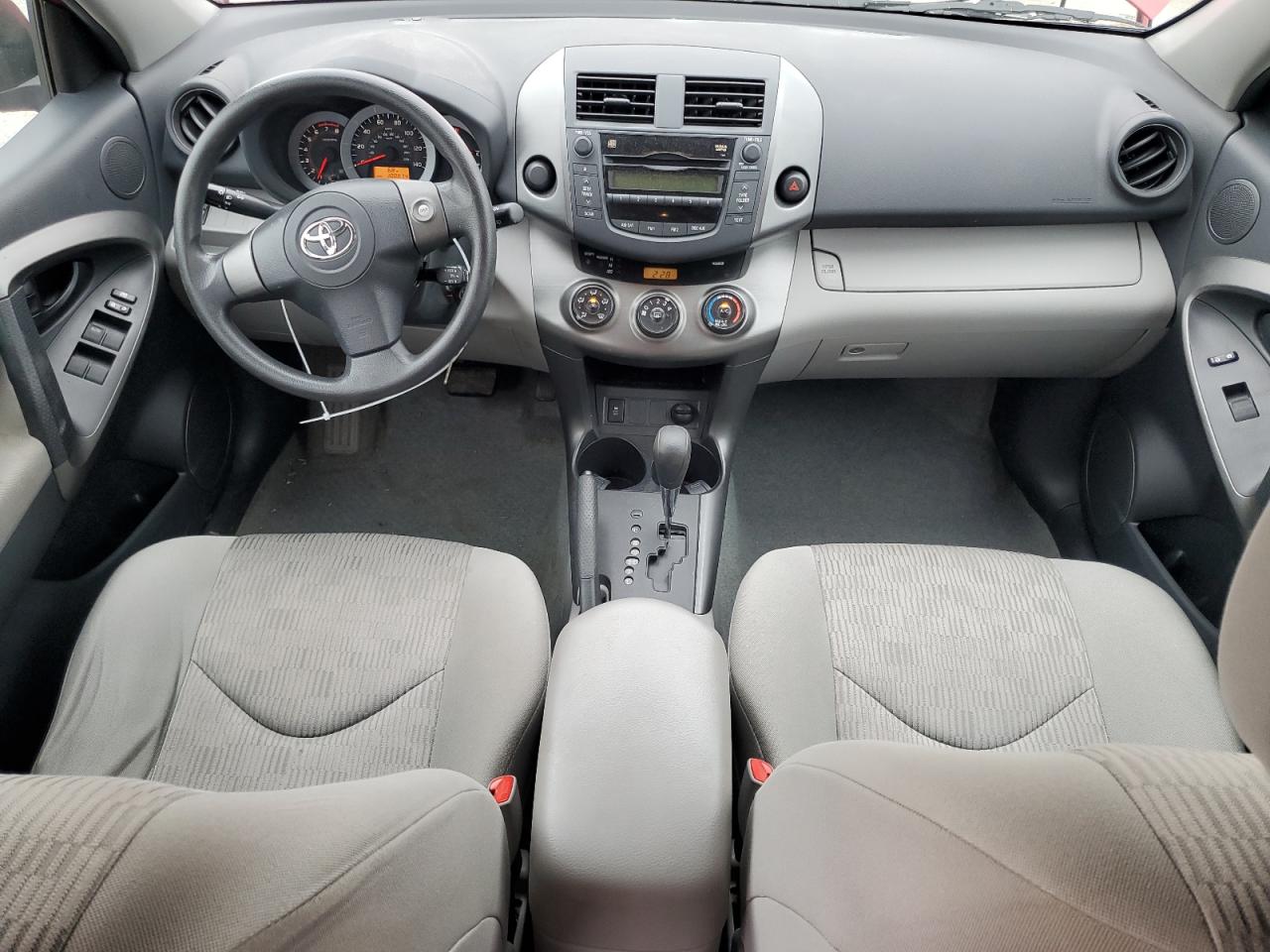2011 Toyota RAV 4 - Image 8