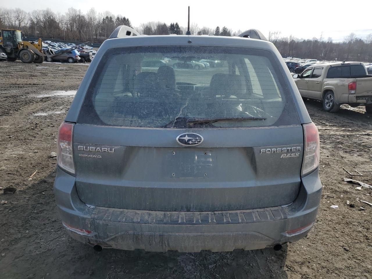 2010 Subaru Forester - Image 6