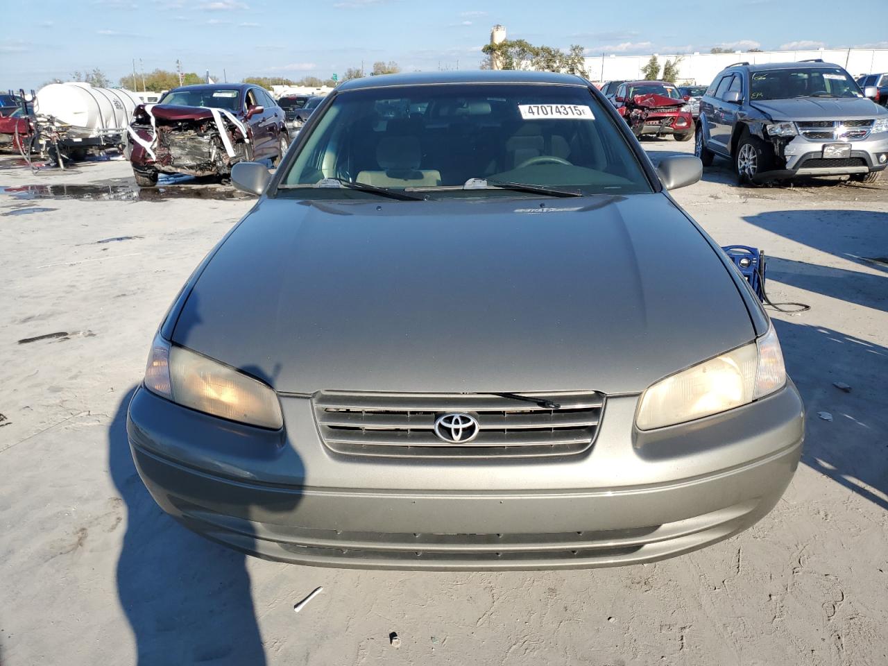 1998 Toyota Camry - Image 5