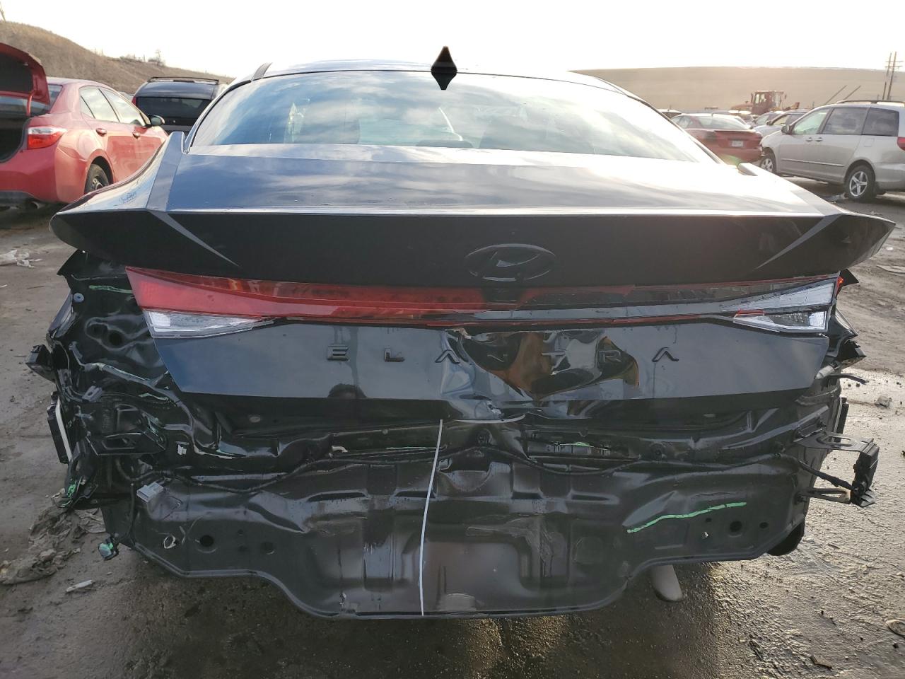 2023 Hyundai Elantra - Image 6