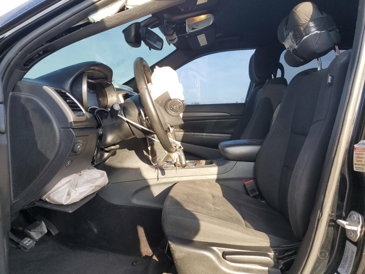 2017 Jeep Grand Cherokee - Image 7