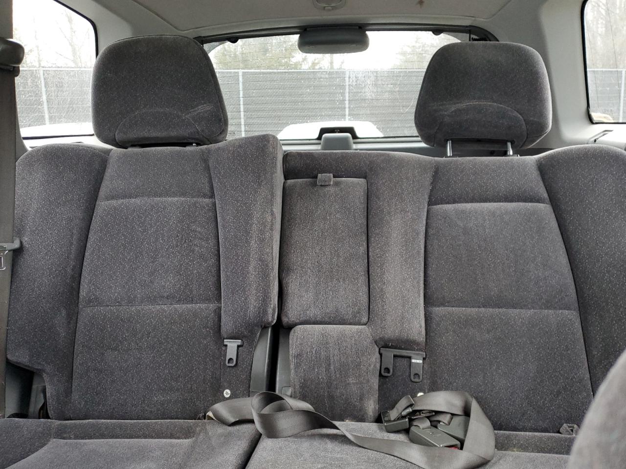 2003 Hyundai Santa Fe - Image 10