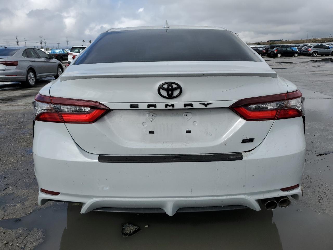 2022 Toyota Camry - Image 6