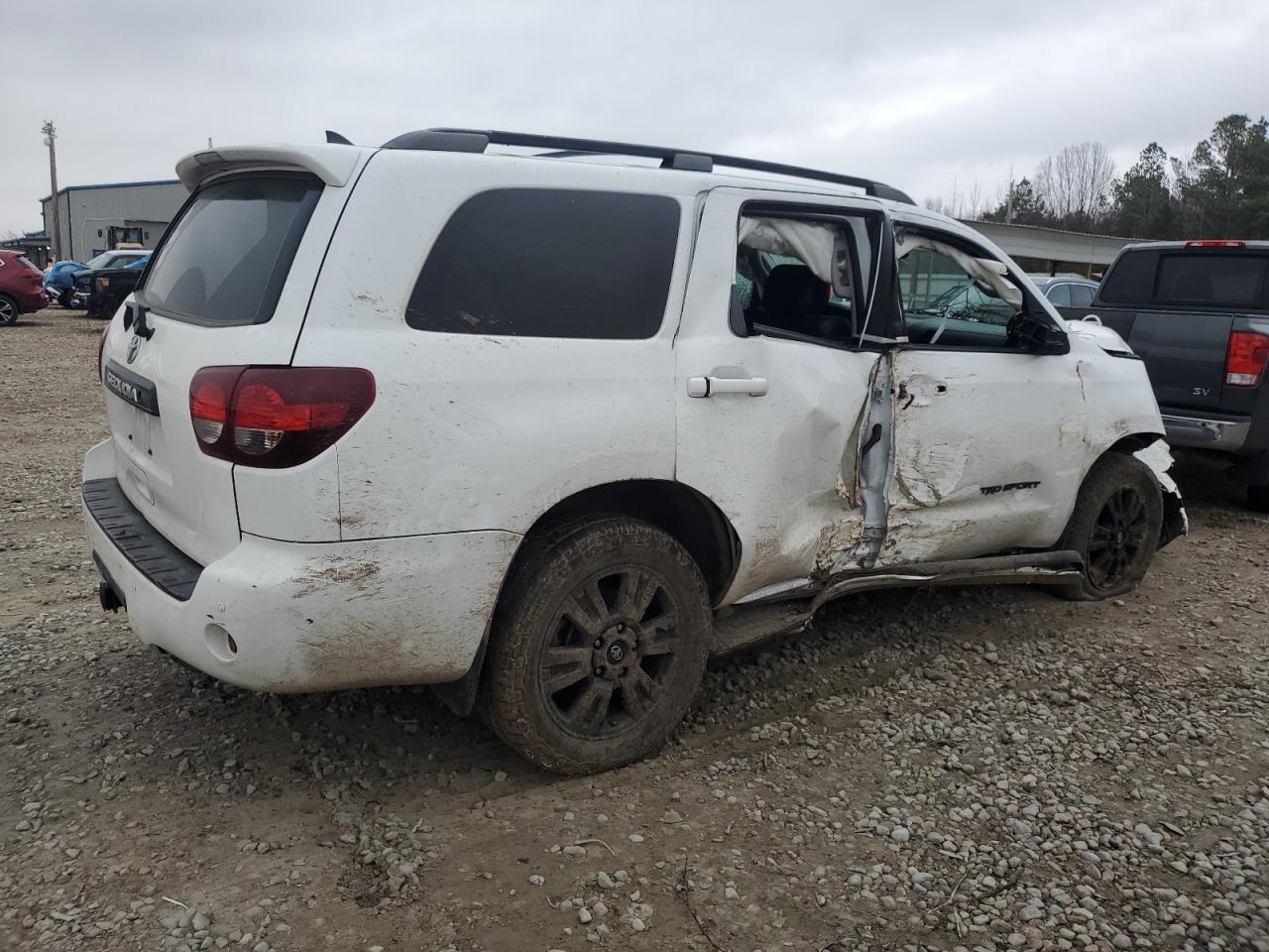 2018 Toyota Sequoia - Image 3