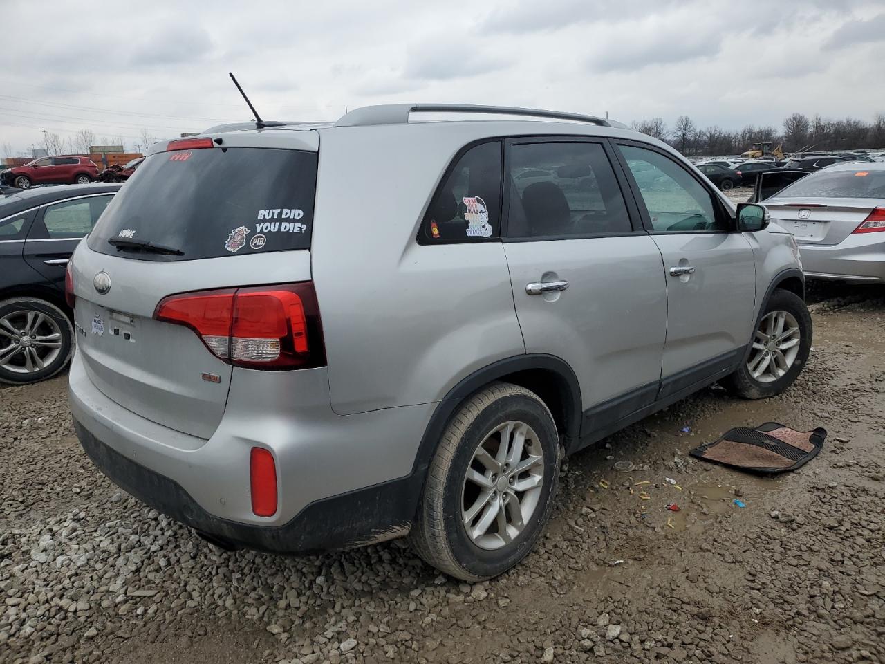 2014 Kia Sorento - Image 3