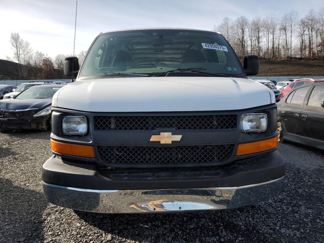 2015 Chevrolet Express - Image 5