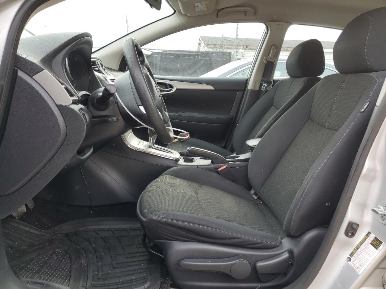 2015 Nissan Sentra - Image 7