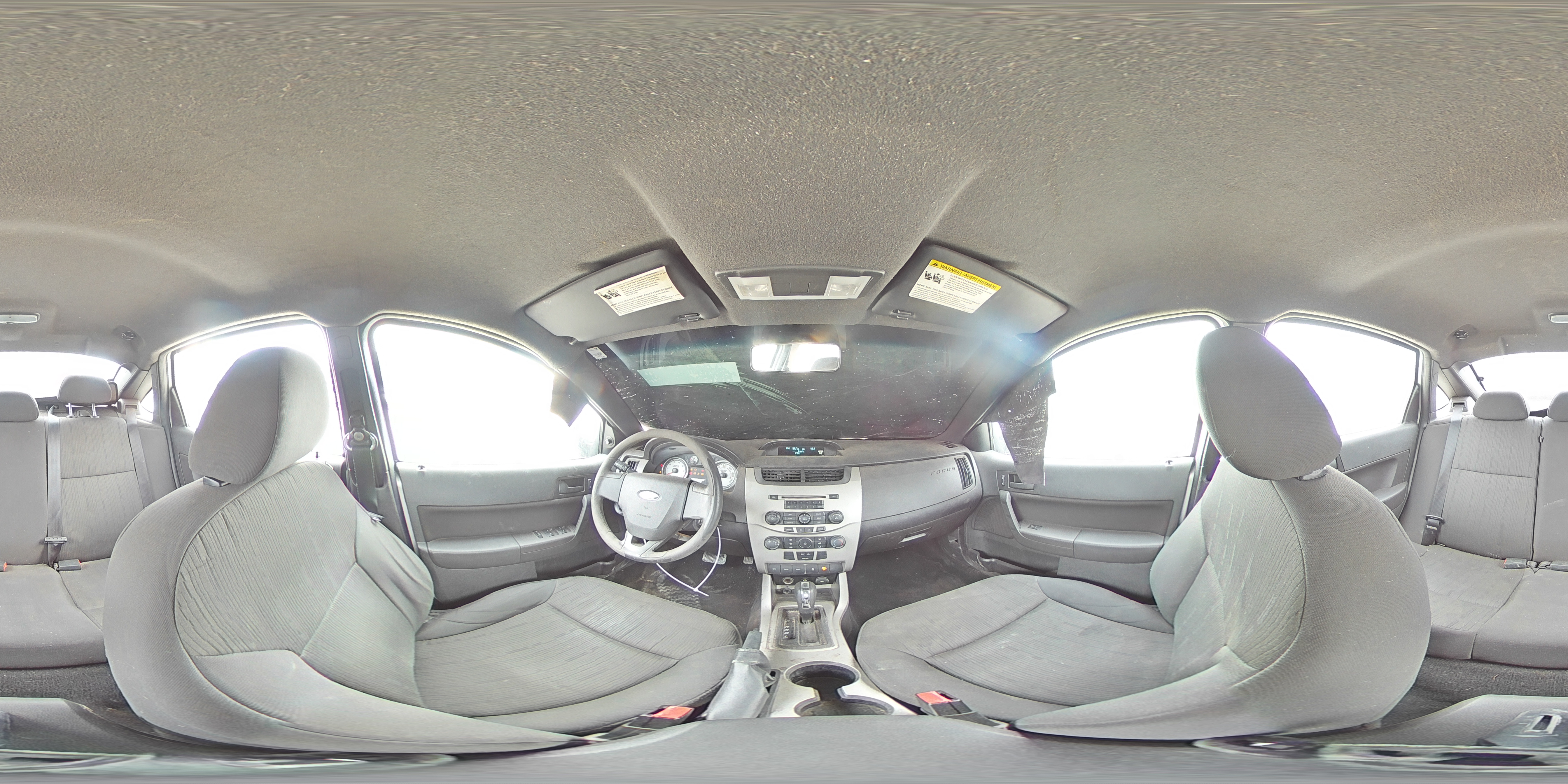 2010 Ford Focus - Image 12