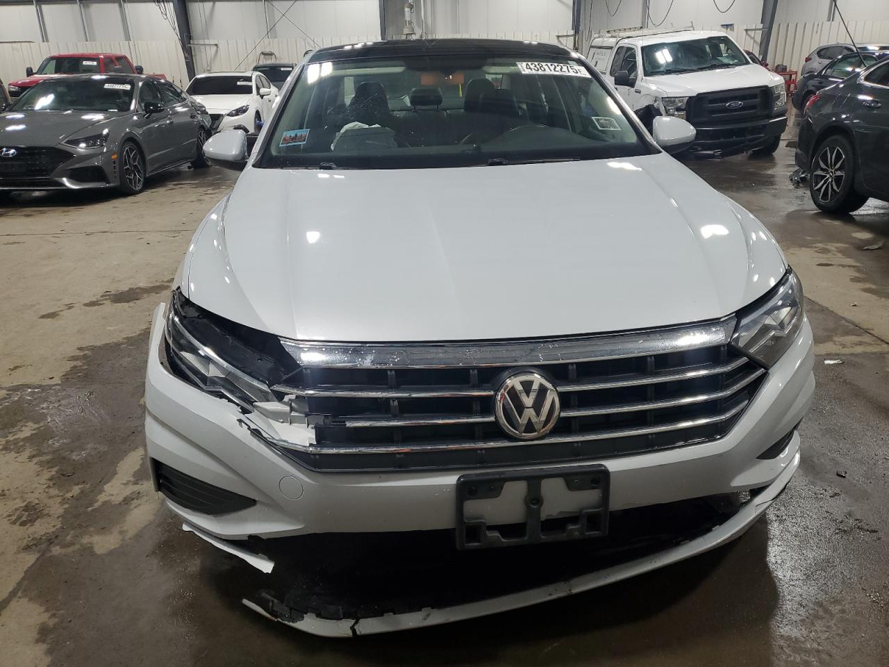 2019 Volkswagen Jetta - Image 5