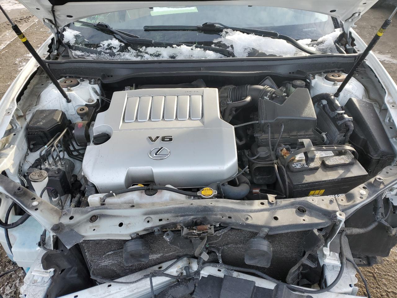 2013 Lexus ES - Image 11