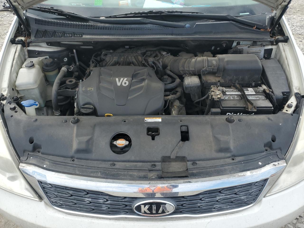 2012 Kia Sedona - Image 13