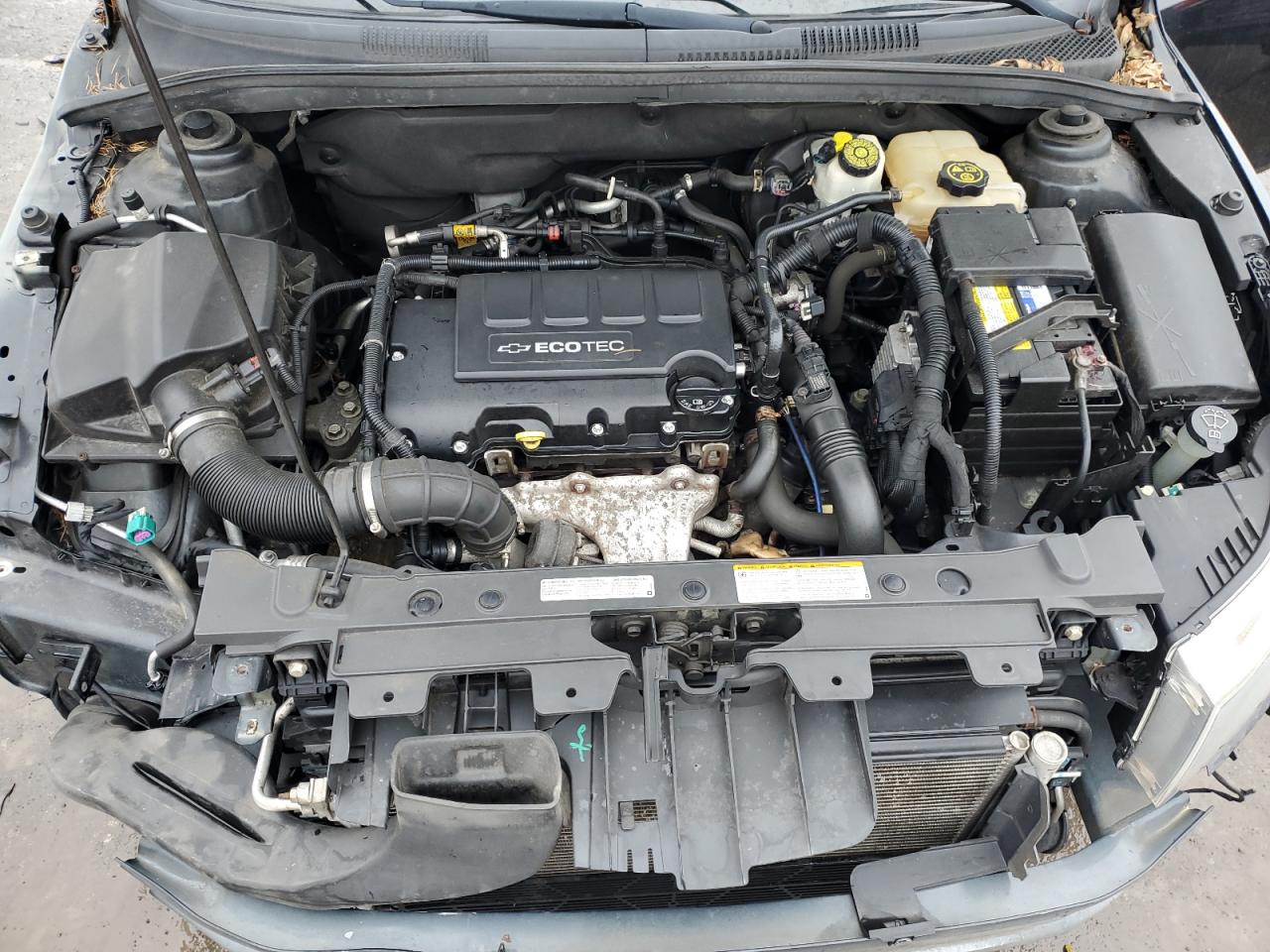 2013 Chevrolet Cruze - Image 12
