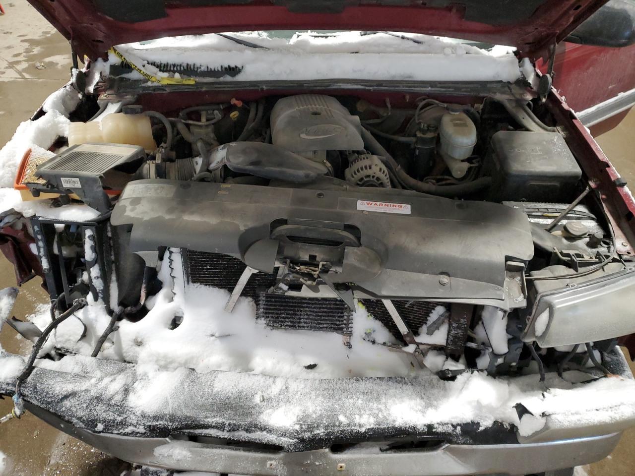 2004 Chevrolet Silverado - Image 11