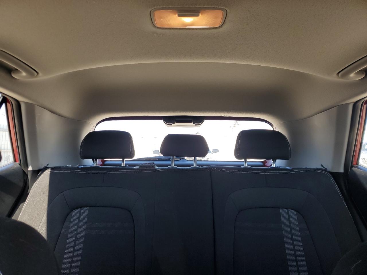 2020 Hyundai Venue - Image 10