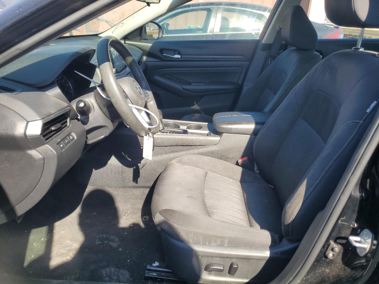 2020 Nissan Altima - Image 7