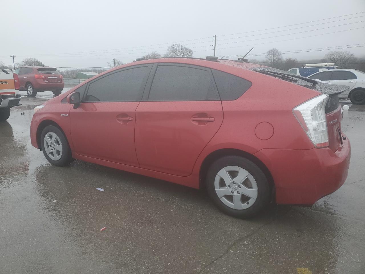 2011 Toyota Prius - Image 2