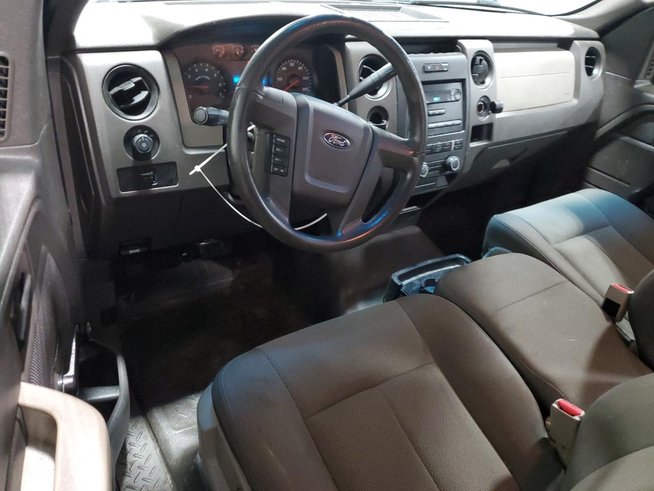 2010 Ford F-150 - Image 8