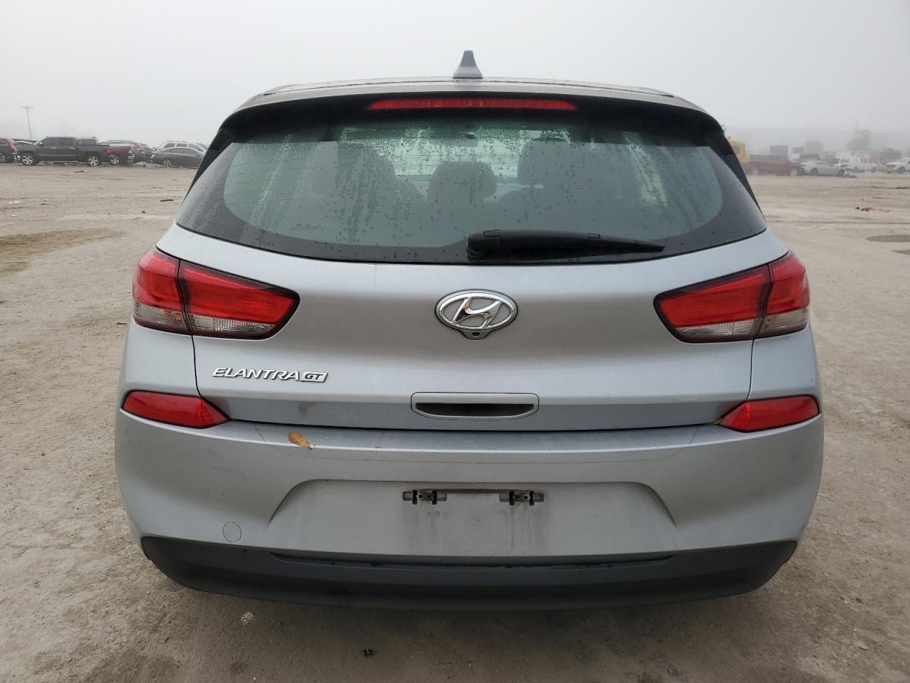2020 Hyundai Elantra - Image 6