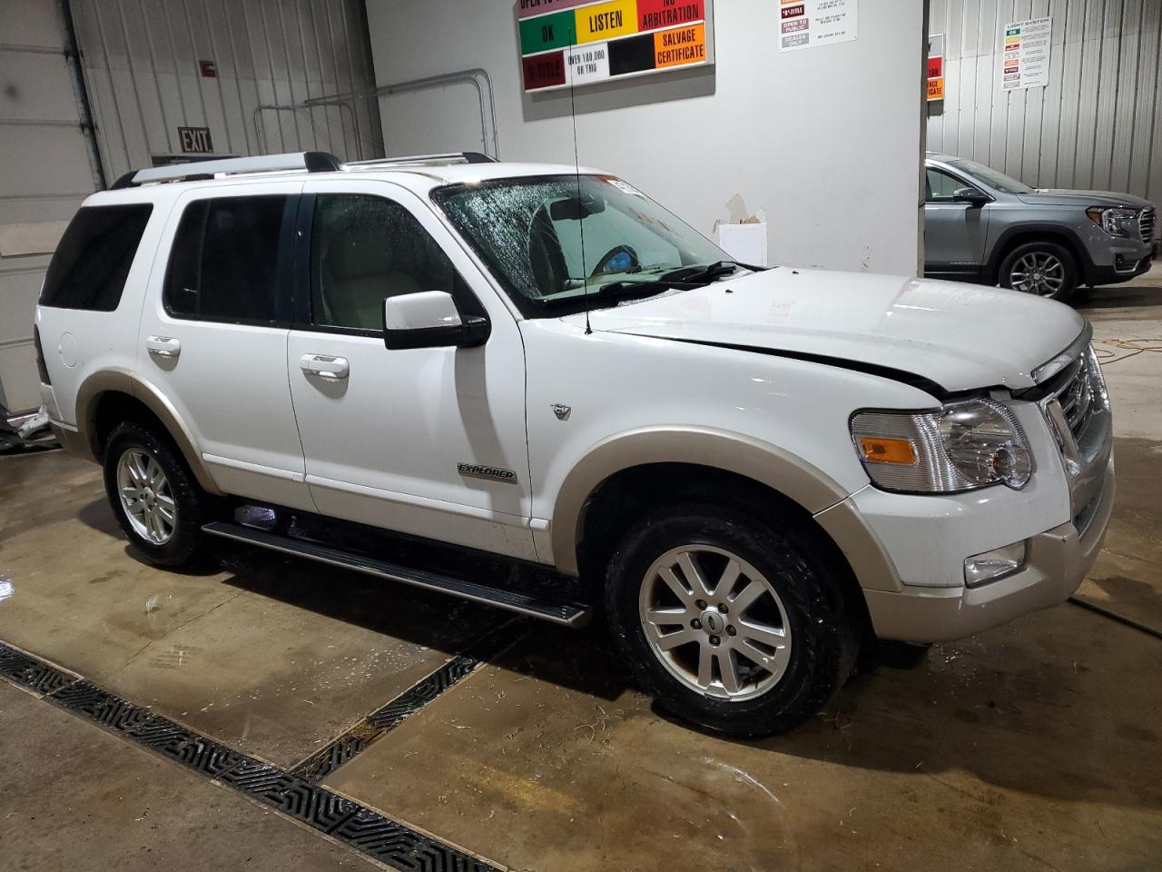 2007 Ford Explorer - Image 4