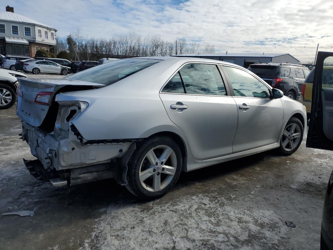 2012 Toyota Camry - Image 3