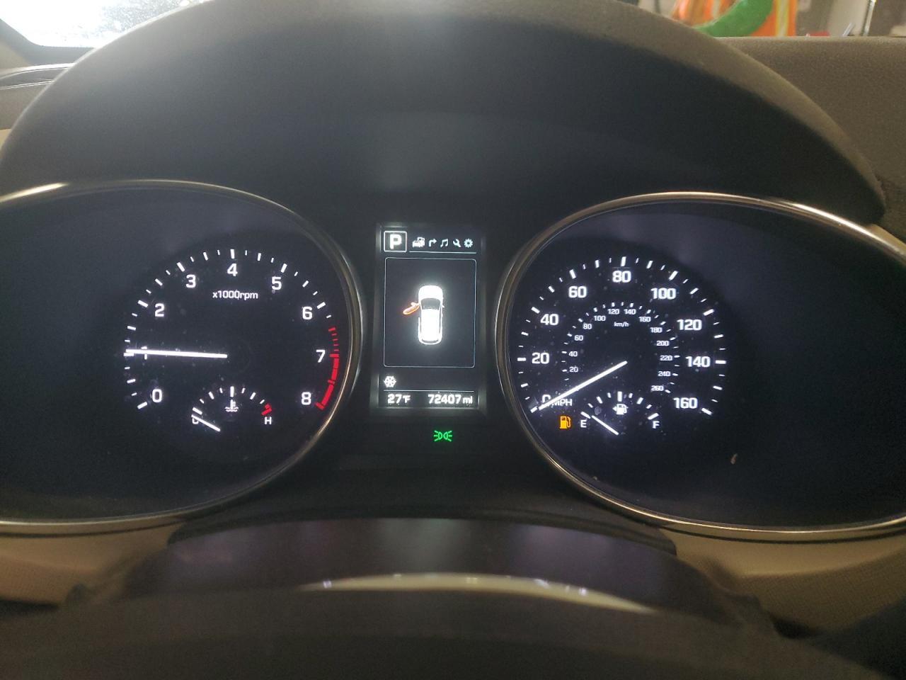2017 Hyundai Santa Fe - Image 9