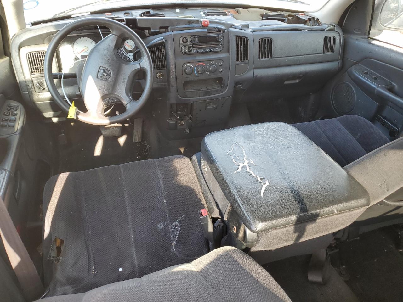 2003 Dodge RAM - Image 8