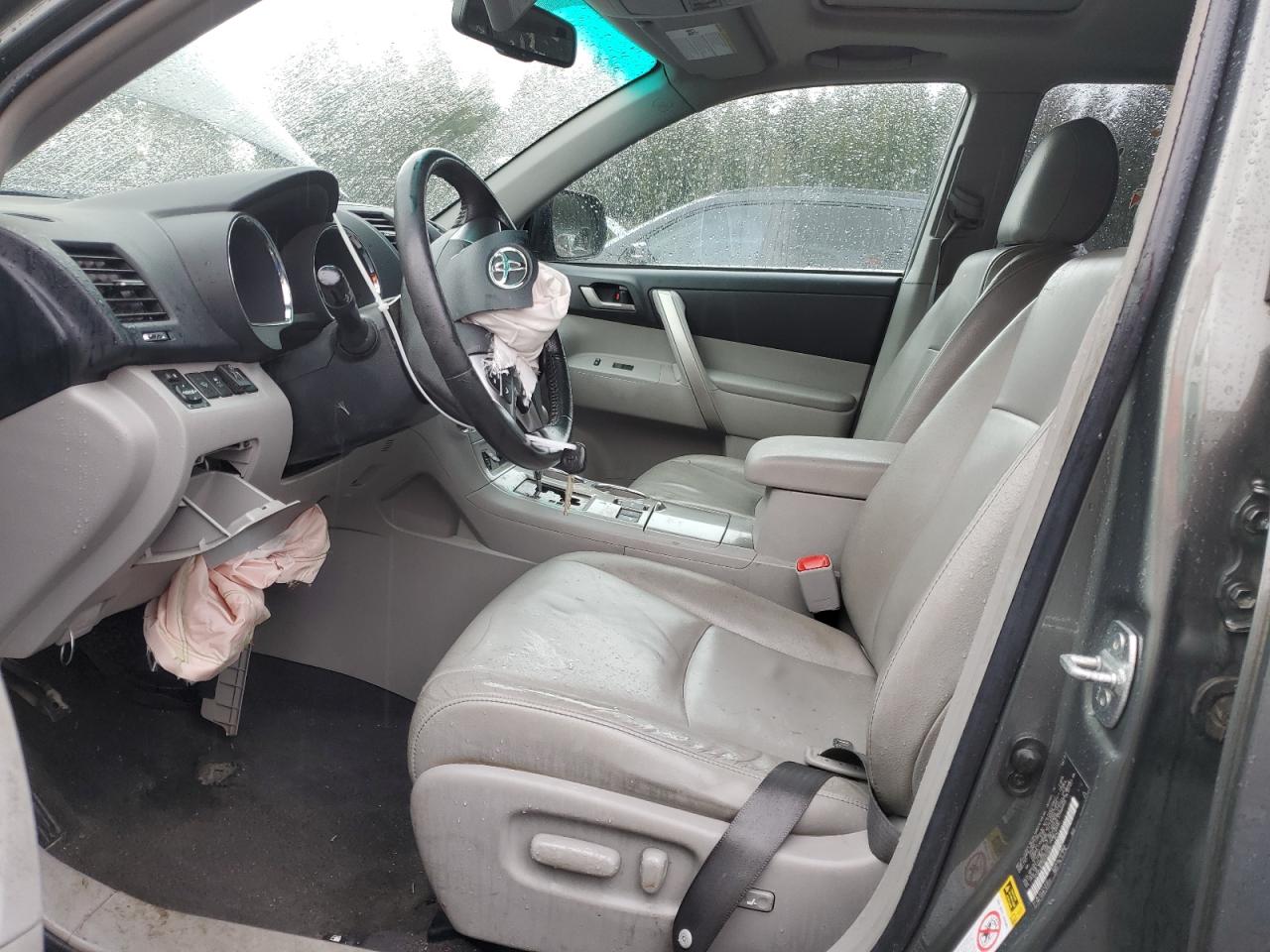 2013 Toyota Highlander - Image 7