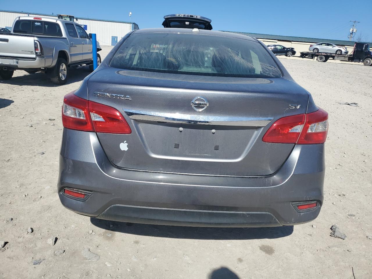 2019 Nissan Sentra - Image 6
