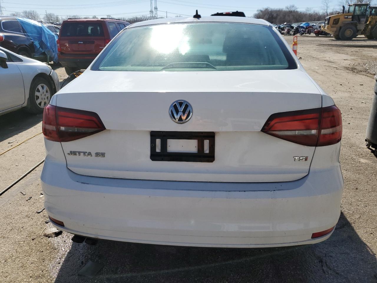 2016 Volkswagen Jetta - Image 6