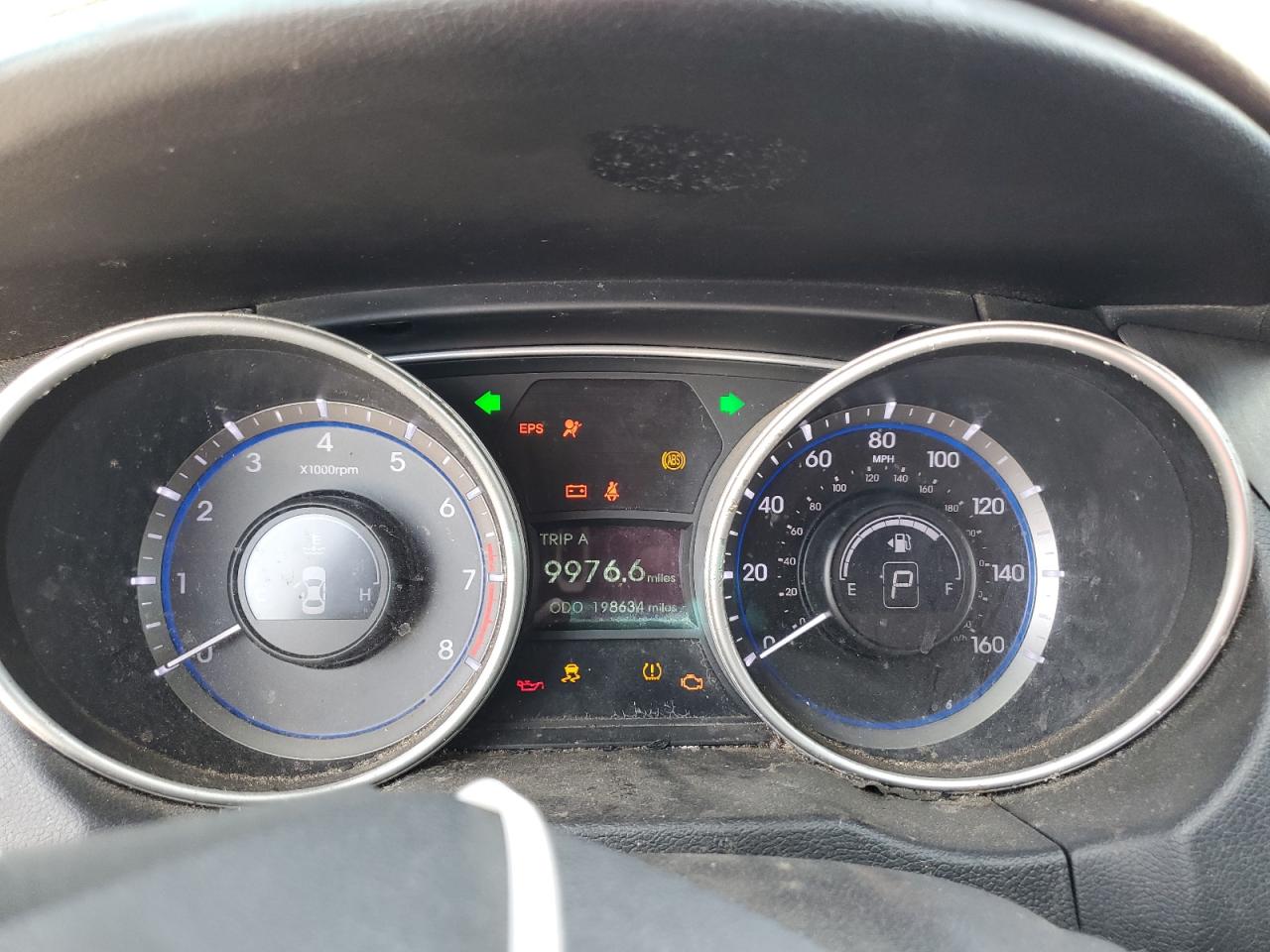 2011 Hyundai Sonata - Image 9