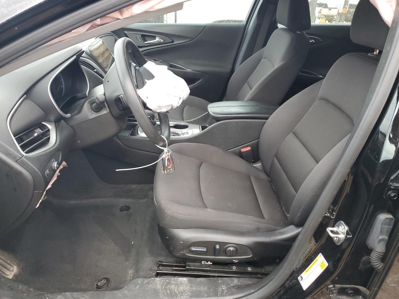 2022 Chevrolet Malibu - Image 7