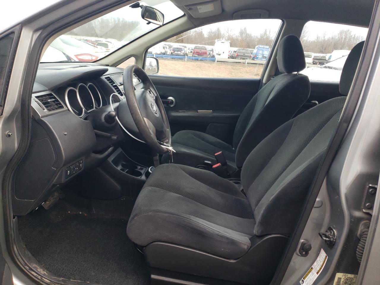 2012 Nissan Versa - Image 7
