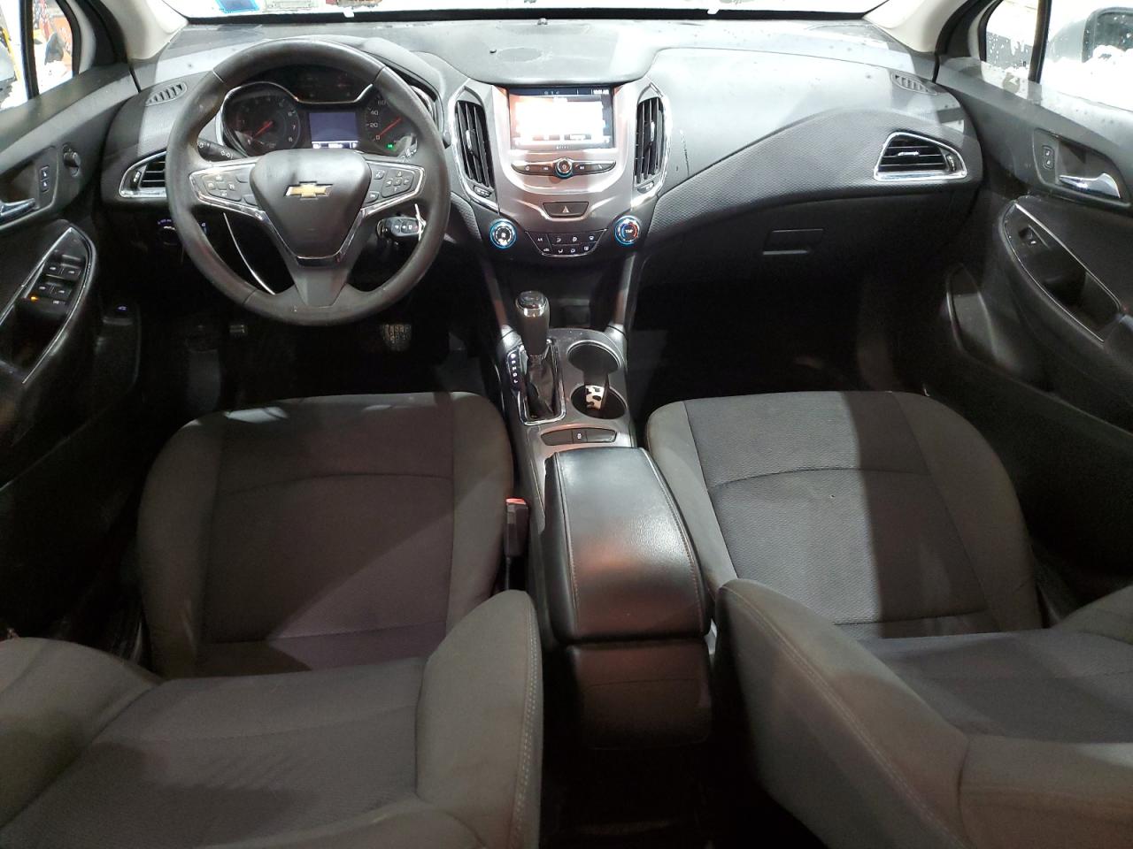 2016 Chevrolet Cruze - Image 8
