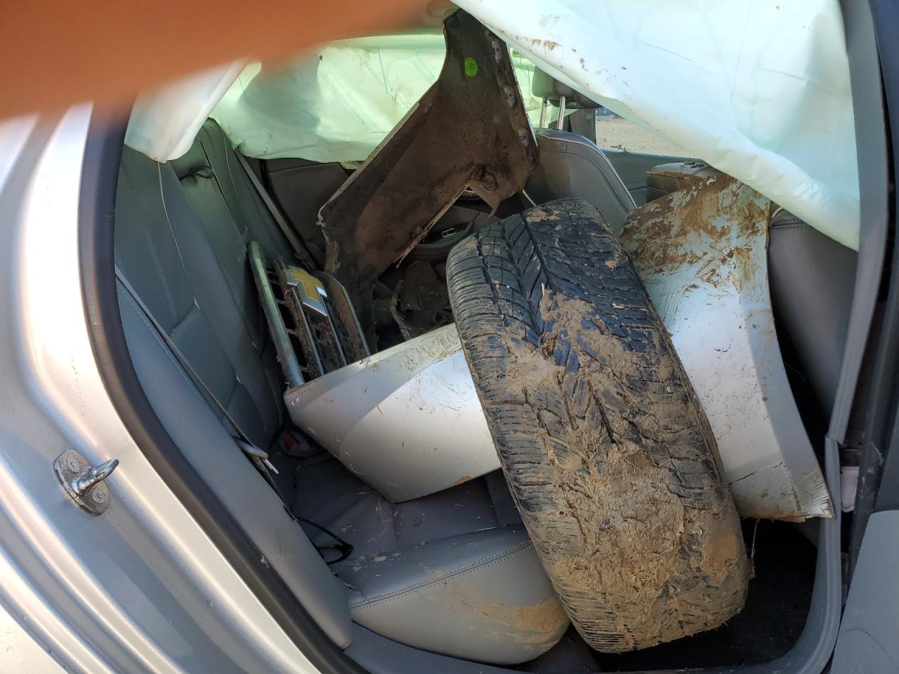 2014 Chevrolet Impala - Image 10