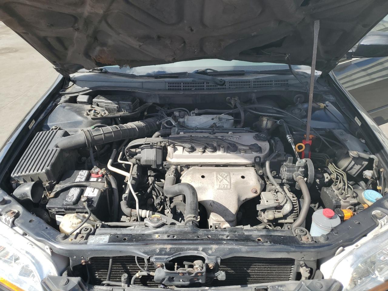 2000 Honda Accord - Image 13