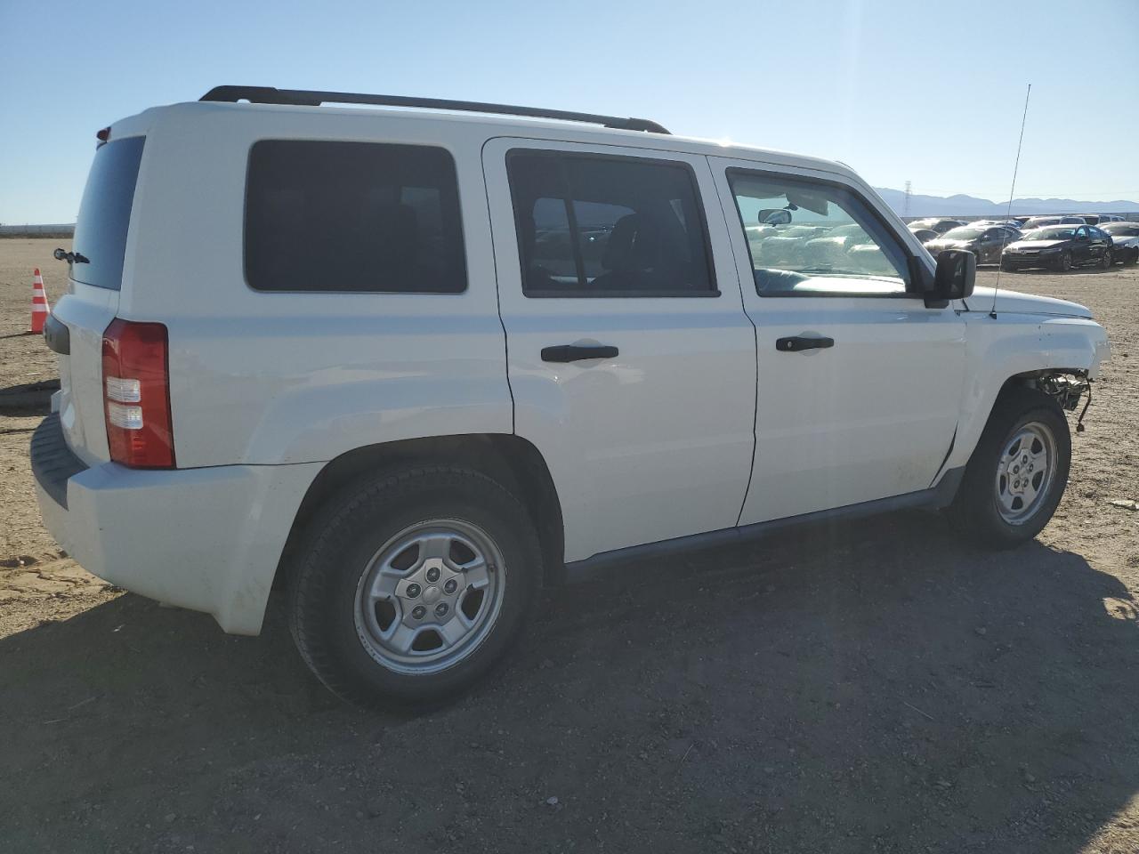 2009 Jeep Liberty (Patriot) - Image 3