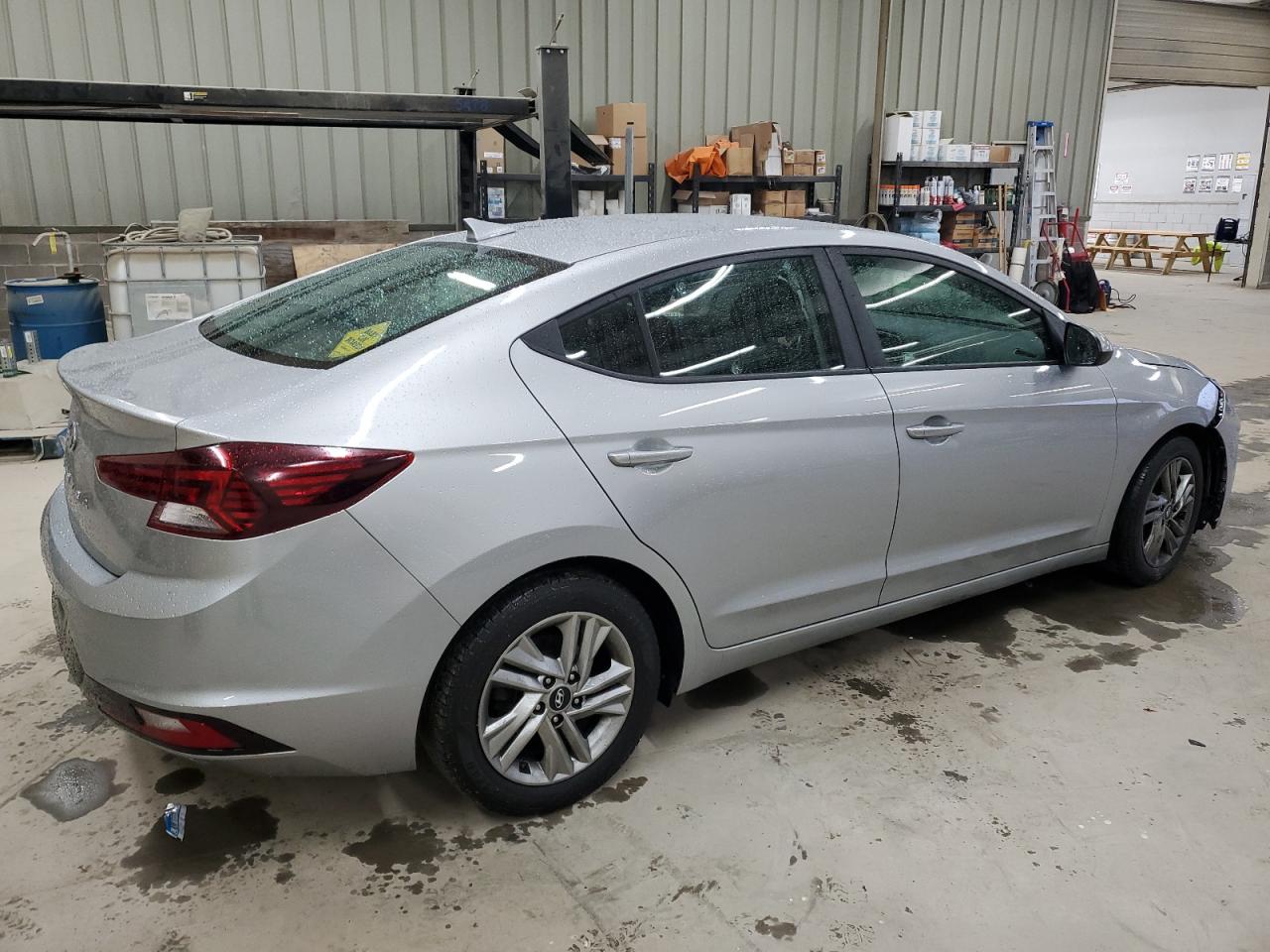 2020 Hyundai Elantra - Image 3