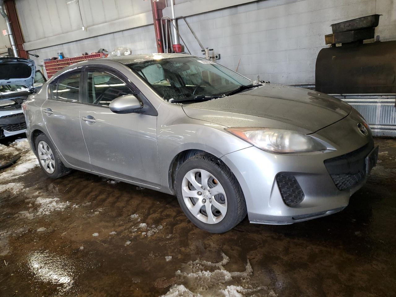 2013 Mazda 3 - Image 4