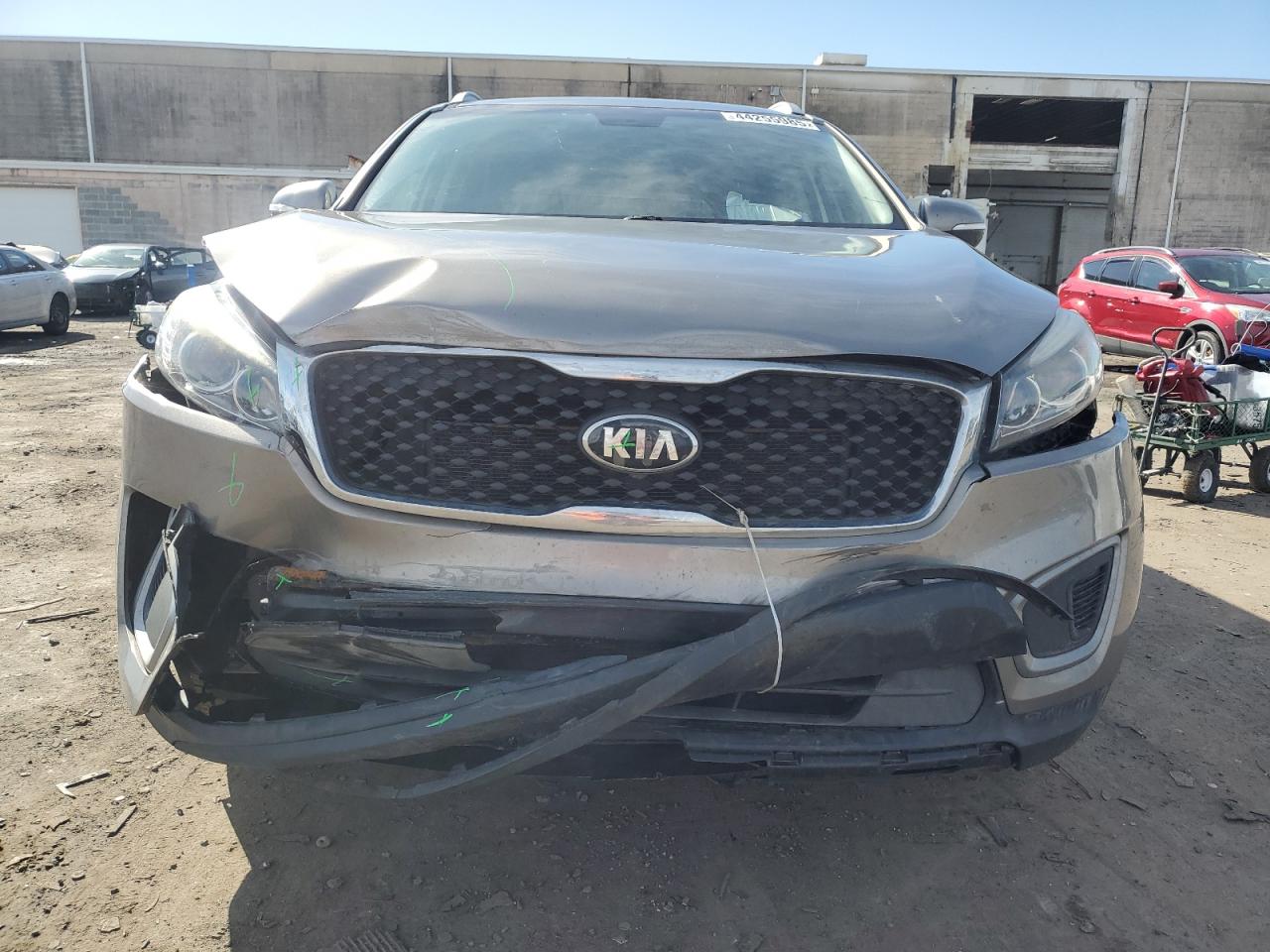 2016 Kia Sorento - Image 5