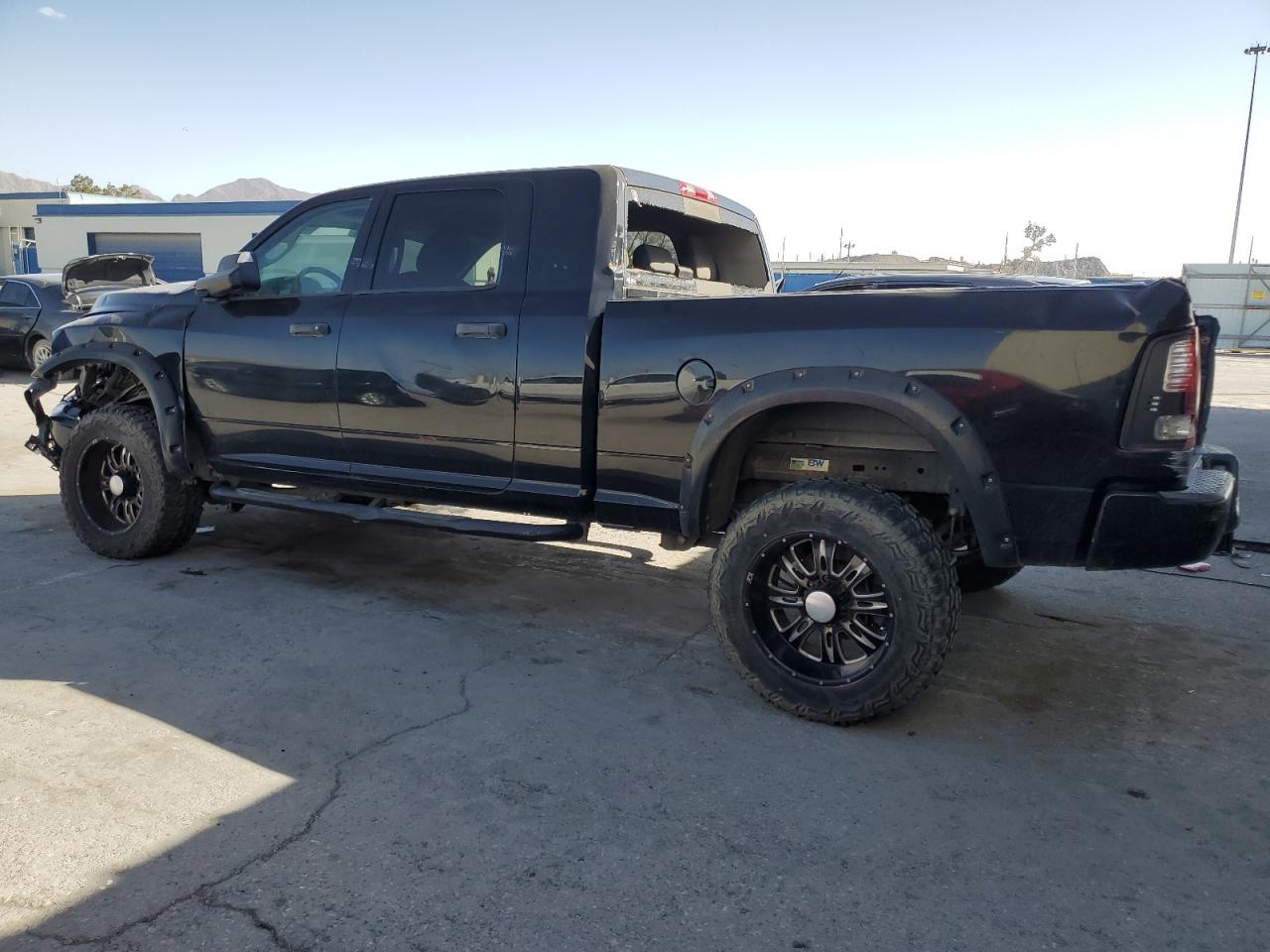 2015 RAM 2500 - Image 2