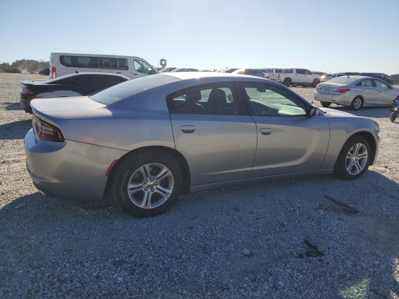 2016 Dodge Charger - Image 3
