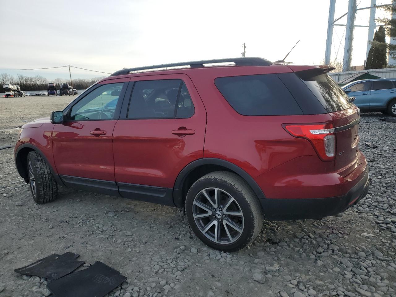 2015 Ford Explorer - Image 2