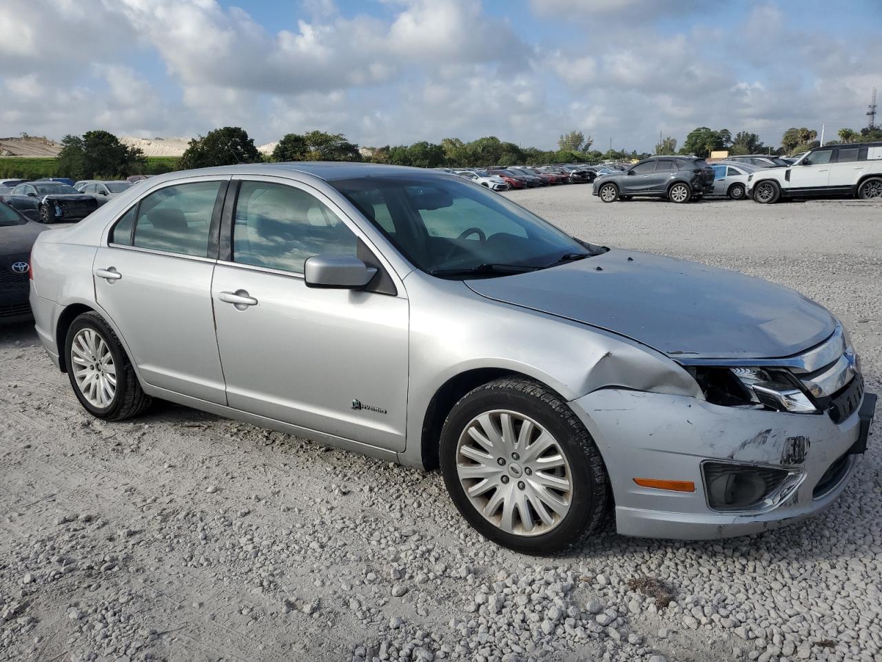 2010 Ford Fusion - Image 4