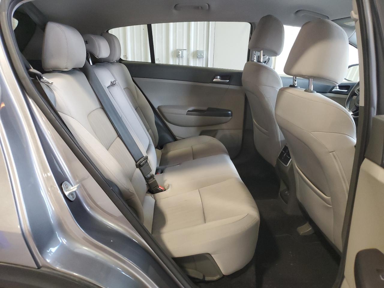 2017 Kia Sportage - Image 11